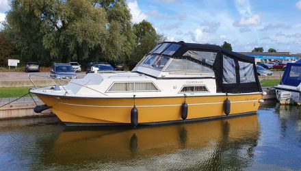 Cleopatra 850 - Excalibur - Waterside Marine Sales