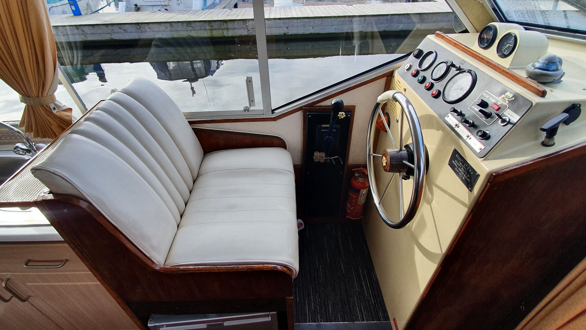 Bounty 27 Sedan - Grayling - Waterside Marine Sales