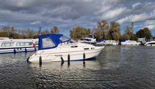 Sealine 22 - Nimmo - 2 Berth Inland Sports Cruiser