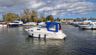 Sealine 22 - Nimmo - 2 Berth Inland Sports Cruiser