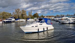 Sealine 22 - Nimmo - 2 Berth Inland Sports Cruiser