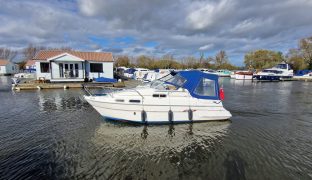 Sealine 22 - Nimmo - 2 Berth Inland Sports Cruiser