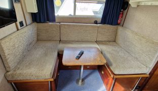 Alpha 31 - Raven - 5 Berth Inland River Cruiser