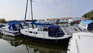 Nordic 81 - Curlew - 4 Berth Motor Sailor