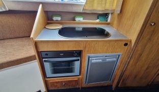 Viking 215 - WottKnot - 4 Berth Inland river cruiser