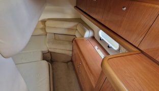 Sealine S34 - Ocean Therapy  - 6 Berth Sports Cruiser 