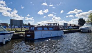 Martham Boats Wooden River Cruiser - Nice One - 4 Berth Classic Wooden Cruiser 