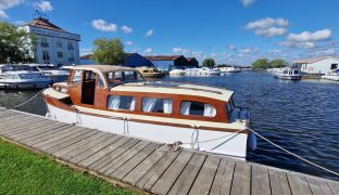 Martham Boats Wooden River Cruiser - Nice One - 4 Berth Classic Wooden Cruiser 