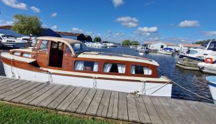 Martham Boats Wooden River Cruiser - Nice One - 4 Berth Classic Wooden Cruiser 