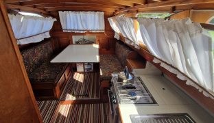 Martham Boats Wooden River Cruiser - Nice One - 4 Berth Classic Wooden Cruiser 