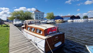 Martham Boats Wooden River Cruiser - Nice One - 4 Berth Classic Wooden Cruiser 