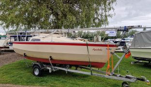 Swift 18 - Aquaholic - 4 Berth Boat