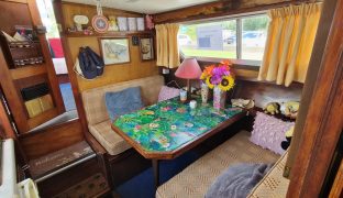 Seamaster 813 - Little Greebe - 4 Berth Inland River Cruiser