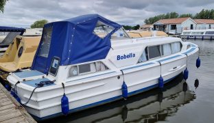 Aquafibre Ocean 30 - Bobella - 5 Berth Inland Cruiser