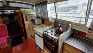 Aquafibre Ocean 30 - Bobella - 5 Berth Inland Cruiser