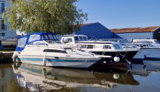 Bayliner 2655 - Lovely Jubbly - 4 Berth Sports Cruiser 