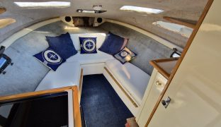 Bayliner 2655 - Lovely Jubbly - 4 Berth Sports Cruiser 