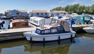 Inland Cruiser - Lucky Penny - 2 Berth Small Inland Cruiser