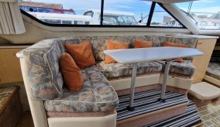 Bayliner - Minoo  - 4 Berth Inland Cruiser