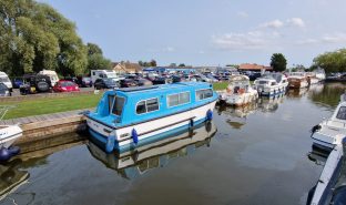 Hampton MK 3 - Amy May - 4 Berth Inland Cruiser