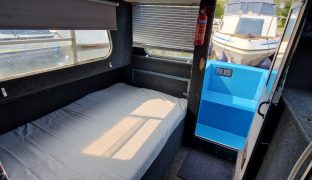 Hampton MK 3 - Amy May - 4 Berth Inland Cruiser