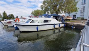 Seamaster 27 - Avocet - 4 Berth Inland cruiser