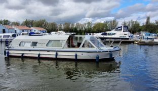 Alpha 34 - Enterprise - 6 Berth Inland River Cruiser