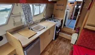 Aquafibre 38 - Rosalind Too - 6 Berth Inland Cruiser