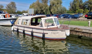 Siesta 20 - Cygnet - 2 Berth Inland river cruiser 