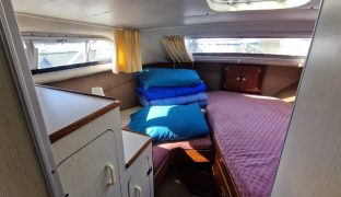 Aquafibre Pearl 38 - Moon Cloud  - 6 Berth Inland River Cruiser 