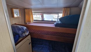 Aquafibre Pearl 38 - Moon Cloud  - 6 Berth Inland River Cruiser 