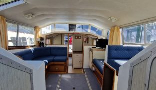 Aquafibre Pearl 38 - Moon Cloud  - 6 Berth Inland River Cruiser 