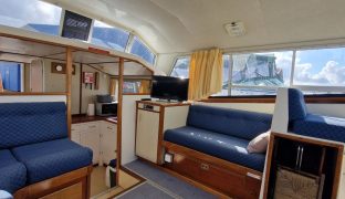 Aquafibre Pearl 38 - Moon Cloud  - 6 Berth Inland River Cruiser 