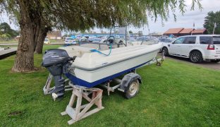 TERHI HERBERT WOODS - BIG FUN - Sports Boat