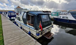 Birchwood 22 - Crumpet - 4 Berth River Cruiser