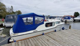 Freeman 26 - FREEBIRD - 4 Berth Inland classic cruiser