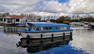 Bounty 28 - Broadland Melody - 4 Berth Inland River Cruiser