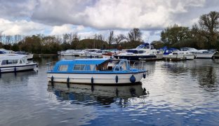 Bounty 28 - Broadland Melody - 4 Berth Inland River Cruiser