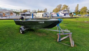 Aquapeche 370 Herbert Woods maintained fishing boat - Boat