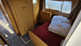 Alphacraft 32 - Pearl - 6 Berth Broads  River Cruiser