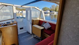 Alphacraft 32 - Pearl - 6 Berth Broads  River Cruiser