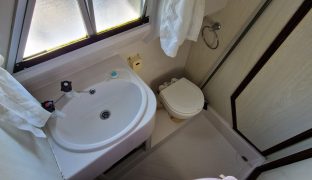 Connoisseur Commadore - Western - 6 Berth Inland Cruiser