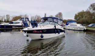 Maxum 2600 XE - Ohana - 6 Berth Sports Cruiser