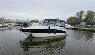 Maxum 2600 XE - Ohana - 6 Berth Sports Cruiser