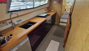 Westward 38 CC - Bure Moonlight - 6 Berth Inland River Cruiser