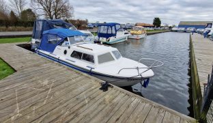 Norman 20 - TINCA - 2 Berth Dayboat/Weekender 