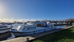 Aquafibre 38 - Antigua 1 - 7 Berth Inland cruiser