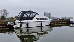 Shetland 4plus2 - Definitely Maybe - 4 Berth Inland cruiser 