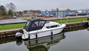 Shetland 4plus2 - Definitely Maybe - 4 Berth Inland cruiser 